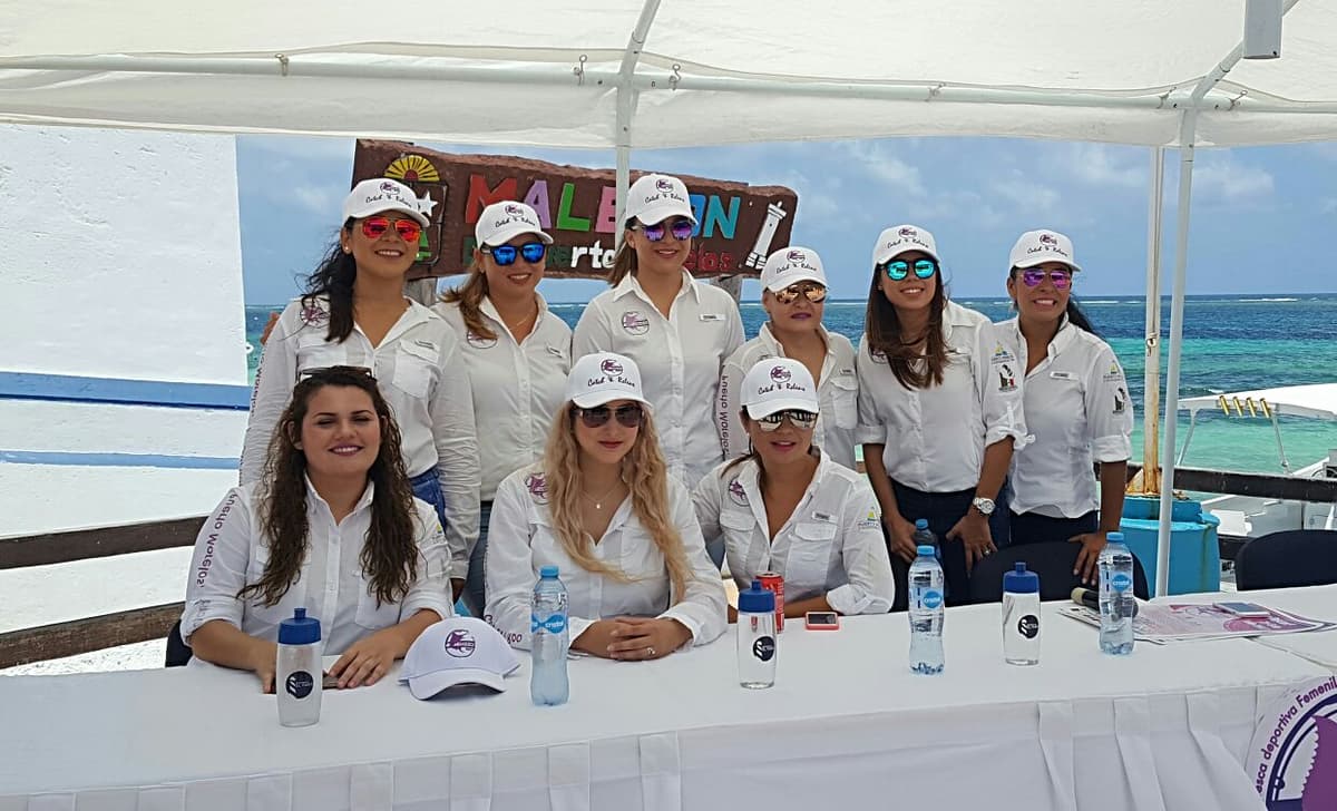Realizan primer torneo internacional femenil de pesca