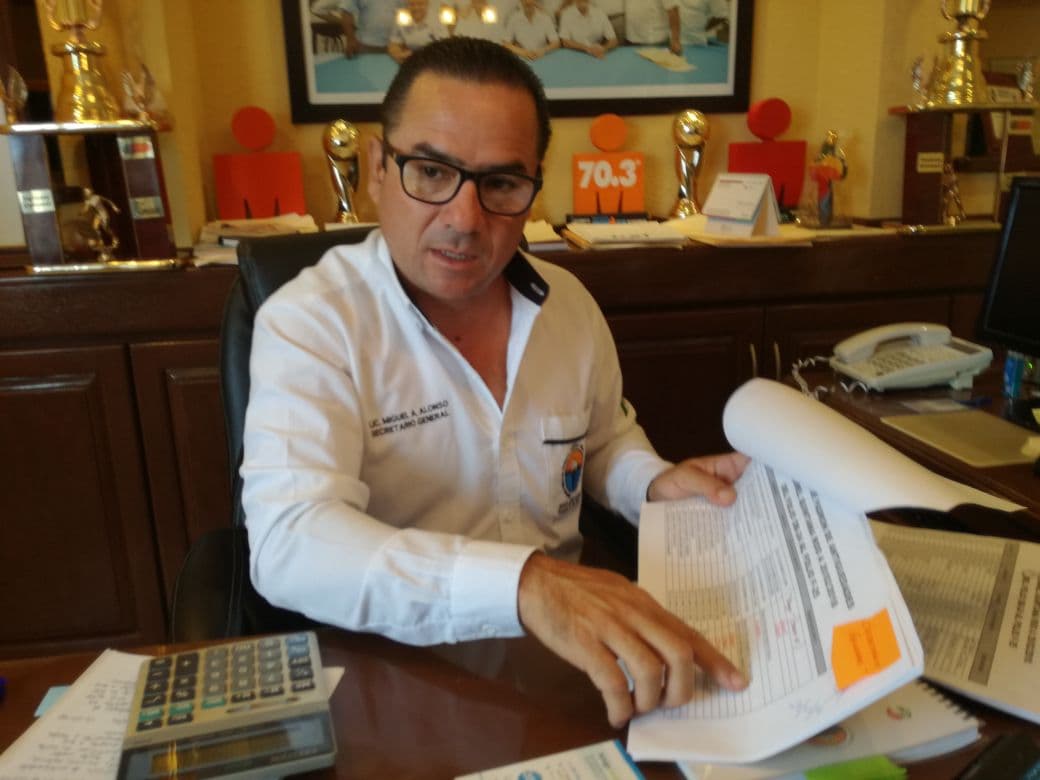 Se adelanta Alonso Marrufo al anuncio del Taxi Naranja