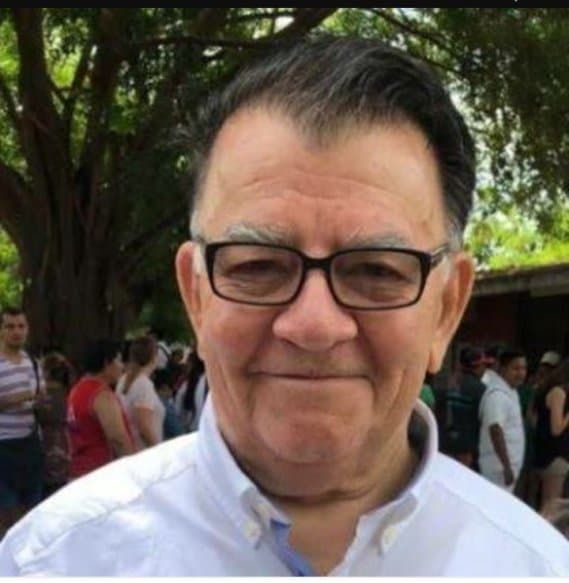 Arturo Abreu invita a Laura Beristain a trabajar en conjunto