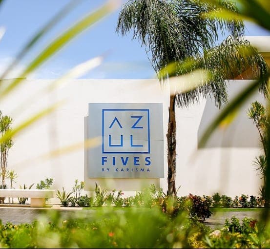 Aplican despido masivo en hotel Azul Fives por coronavirus