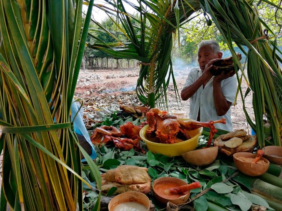Conoce la ancestral tradición del Jéets lu´um que prevalece en la Zona Maya