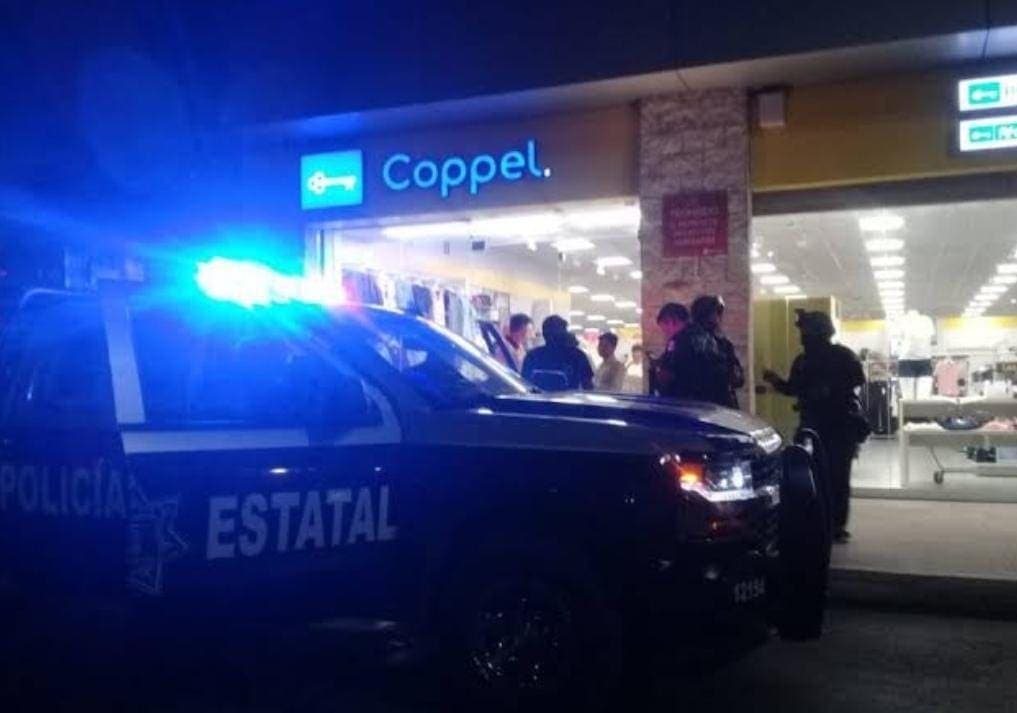 Asaltan Coppel de la Multiplaza Arco Norte de Cancún; no hay detenidos ni lesionados