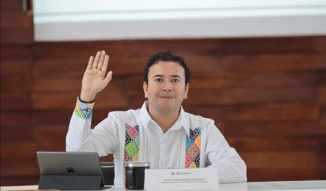 Autoridades nos reuniremos para aclarar el tema de recursos de parquímetros: Adrián Pérez Vera