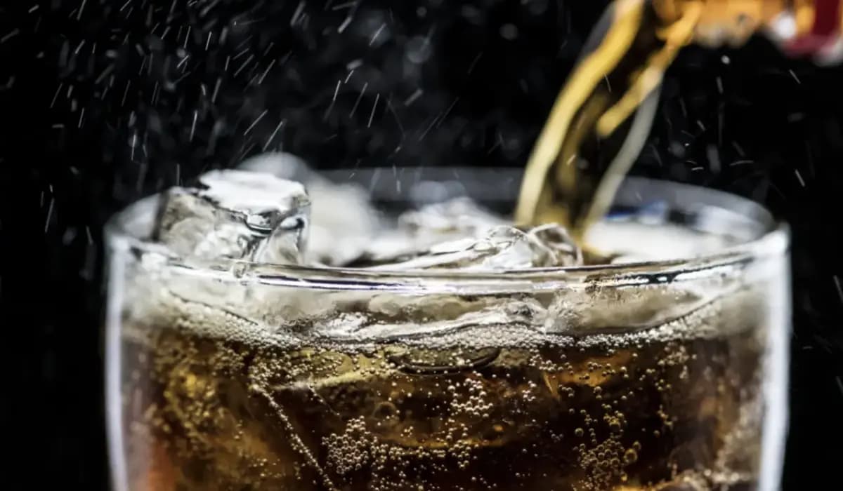 Estudio de la UNAM advierte que refrescos “light” podrían estar relacionados con el cáncer de colon