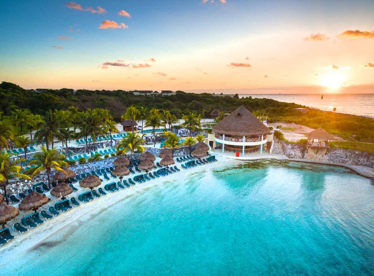 Barceló Hotels, renueva sus marcas en la Riviera Maya
