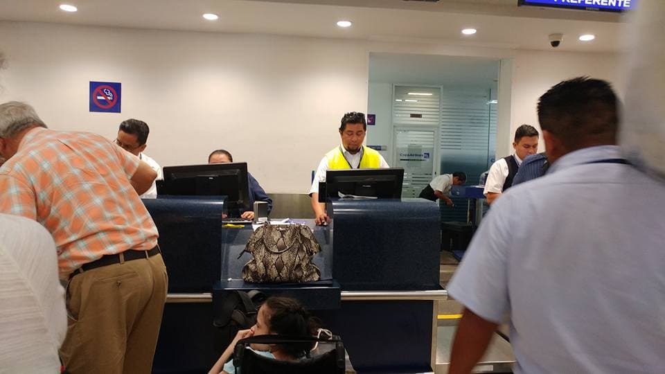 Por no ser "VIP", Interjet discrimina a discapacitada