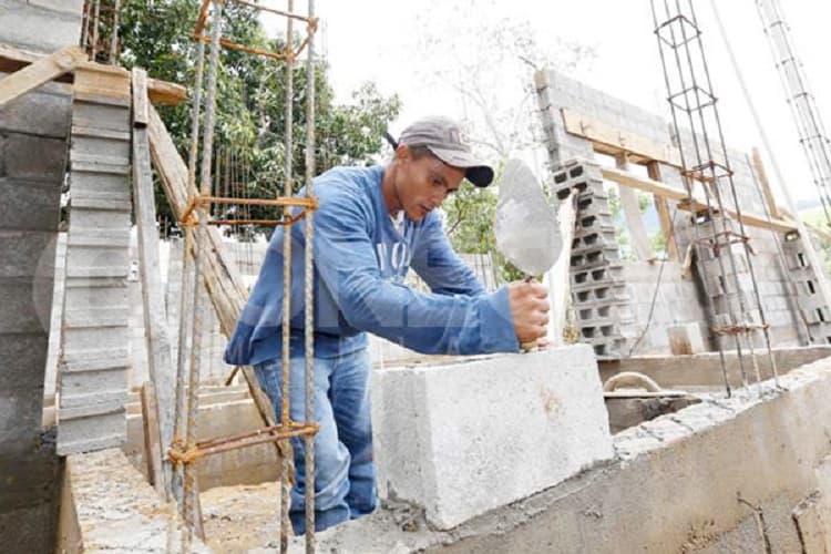 Hasta 60% de empresas de la construcción, en situación crítica