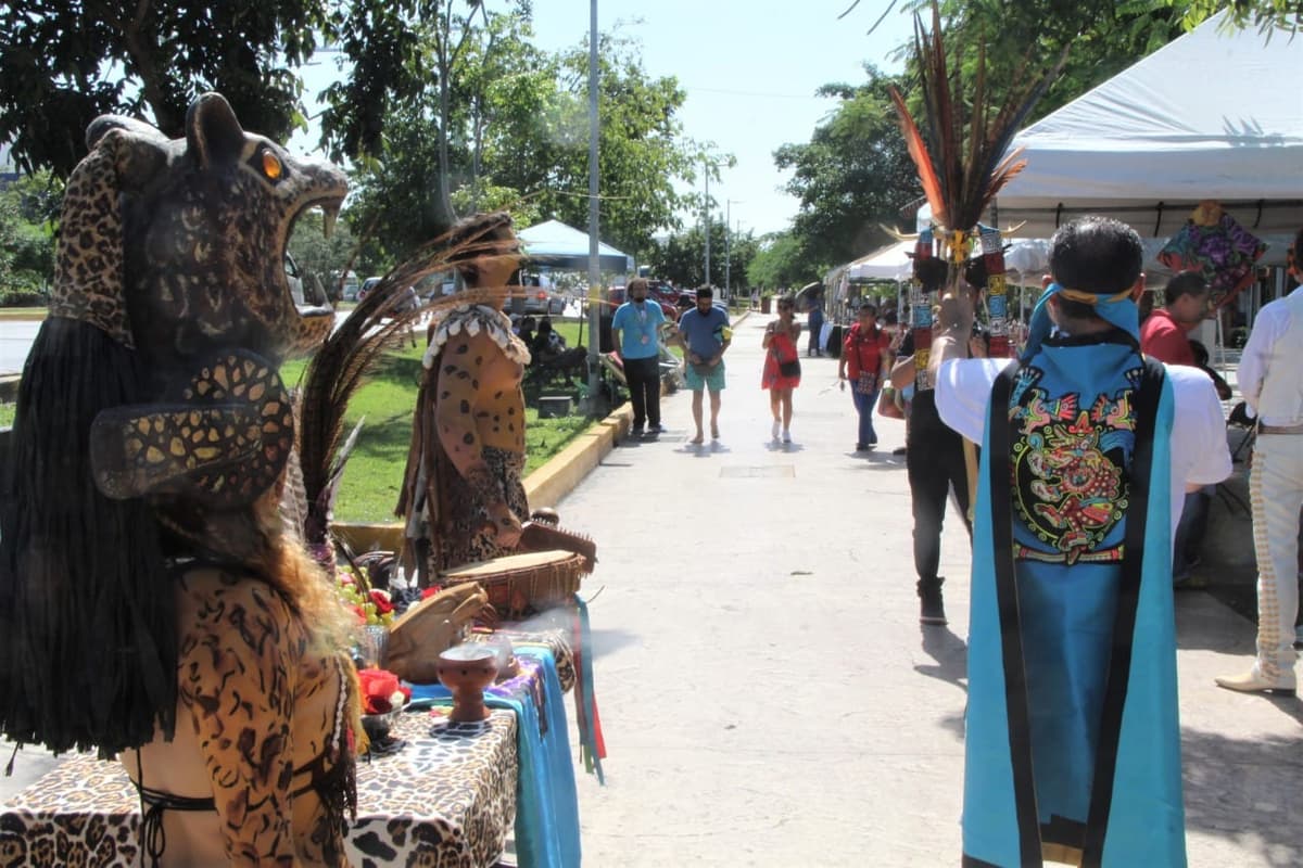 ¡Bazaristas en Cancún ya no aguantan el semáforo Naranja!