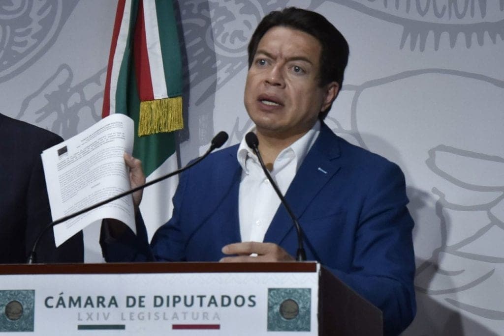 Mario Delgado va por legalización de la marihuana