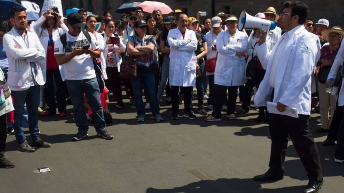 Despedirán a mil 500 médicos en Oaxaca por vencer contrato laboral este domingo