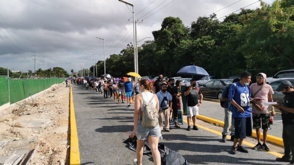 Detectan en Cancún personas que buscan vacunarse por tercera vez