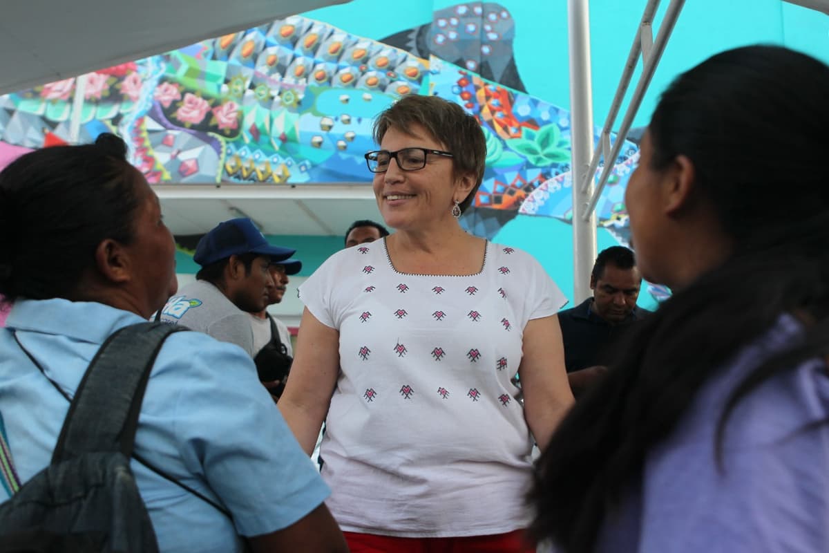 Laura Beristain se compromete a cumplir con promesas de campaña