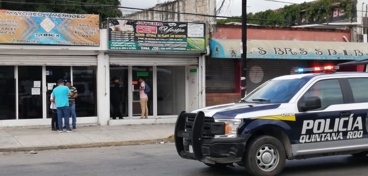 Asaltan joyería en Cancún