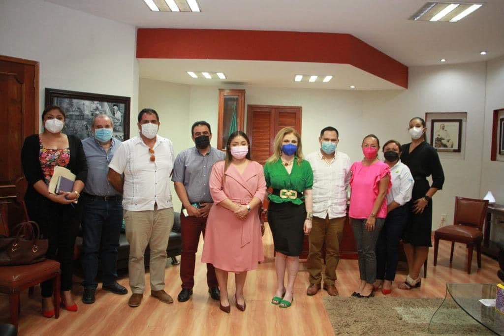 Yensunni Martínez se reúne con titular de la SEDE para abordar proyectos en el municipio