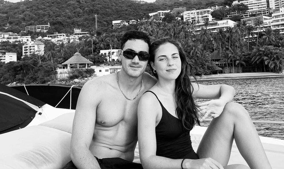 Actor Alejandro Speitzer estrena romance con la joven mexicana Ana María Vallarta