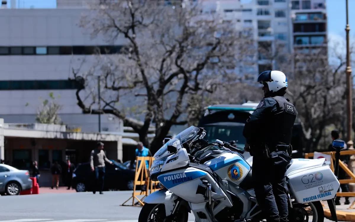 Amenazas de bomba en embajadas de Israel y Estados Unidos en Argentina